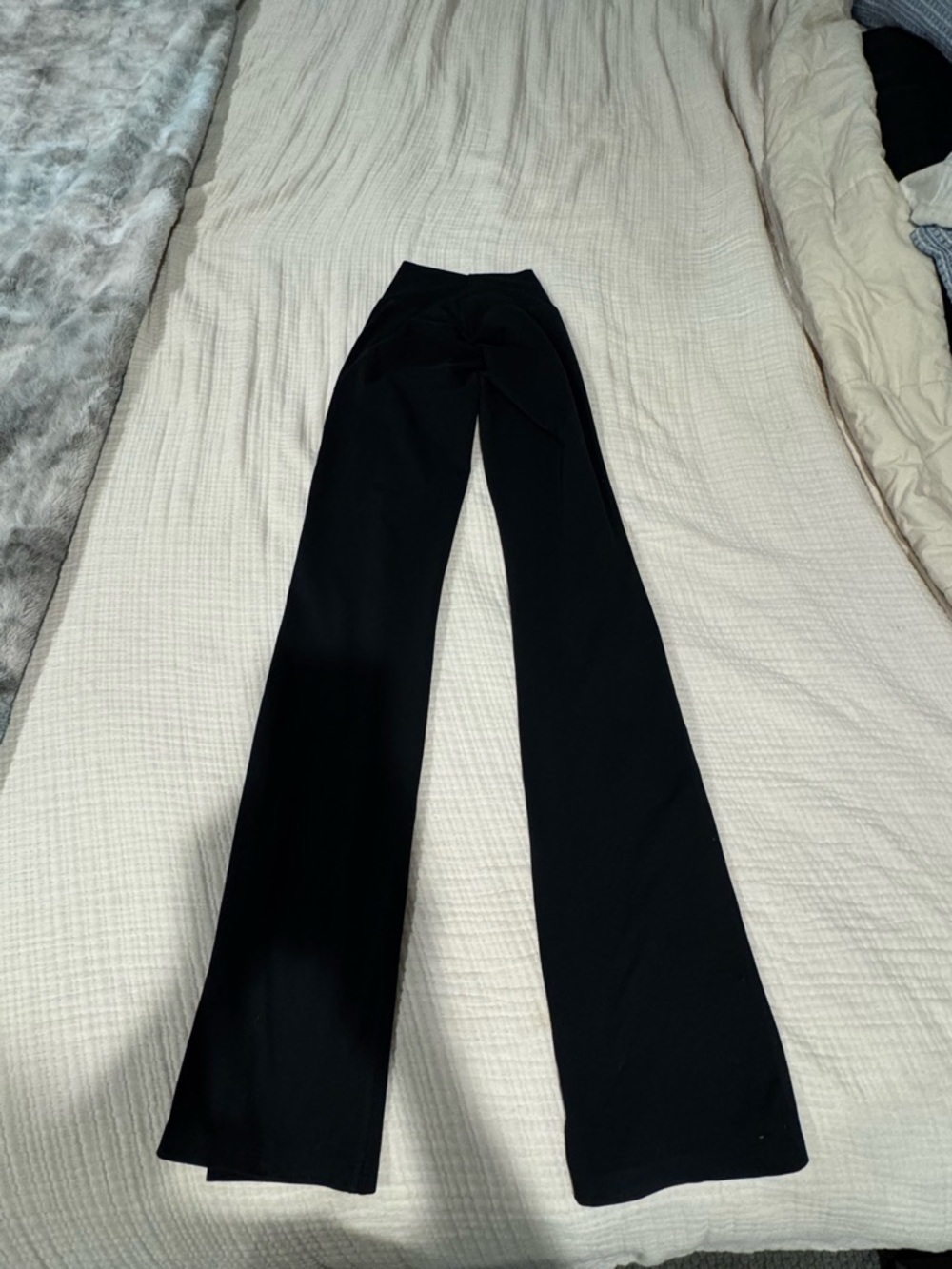 Bombshell Sportswear Straight Leg Leggings